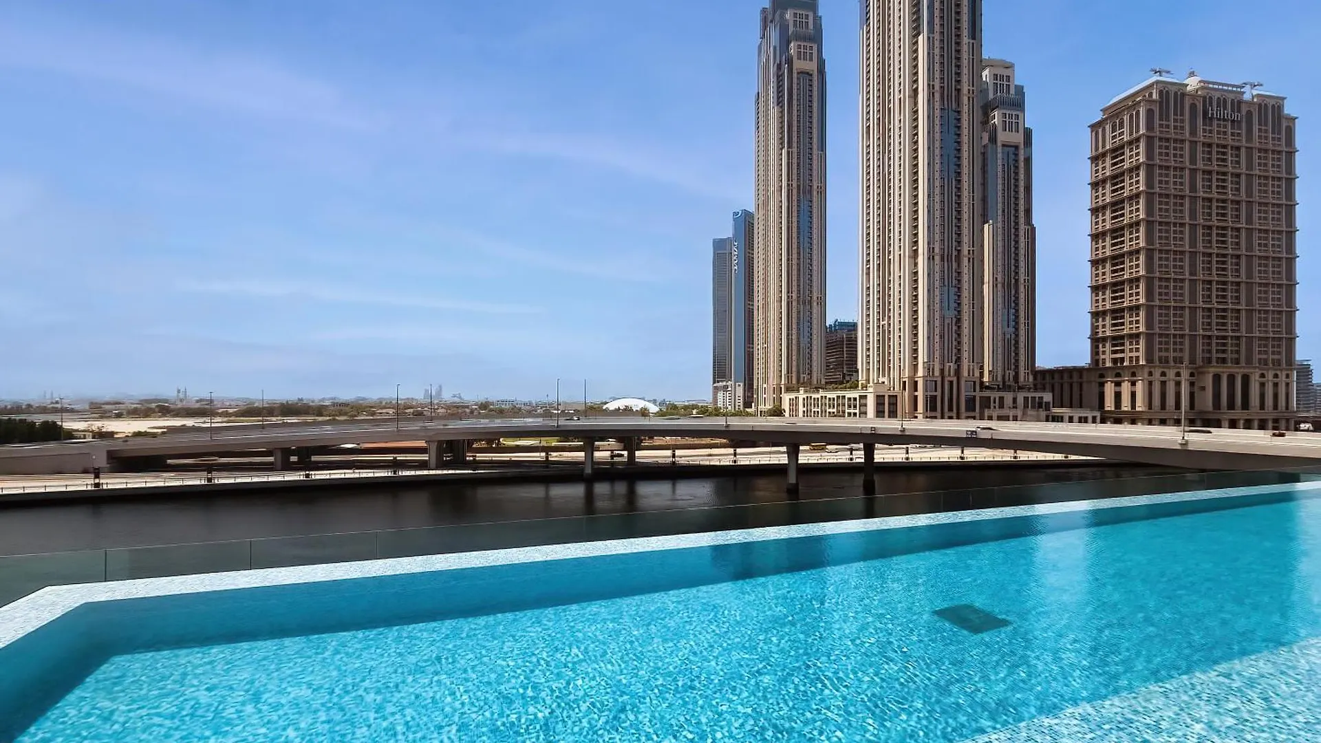 דירות דובאי Brand New 1Bd In Missoni Business Bay