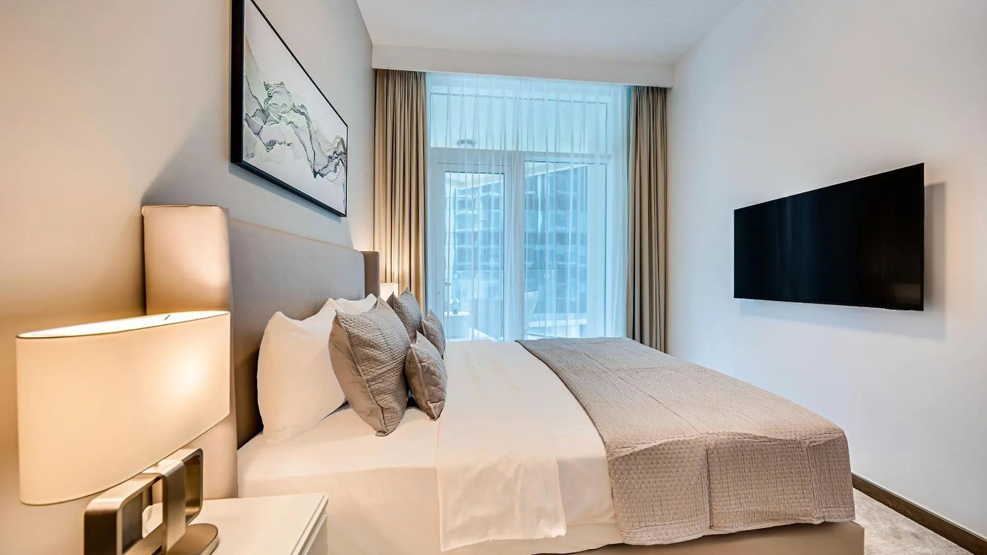 דירות דובאי Brand New 1Bd In Missoni Business Bay 0*,