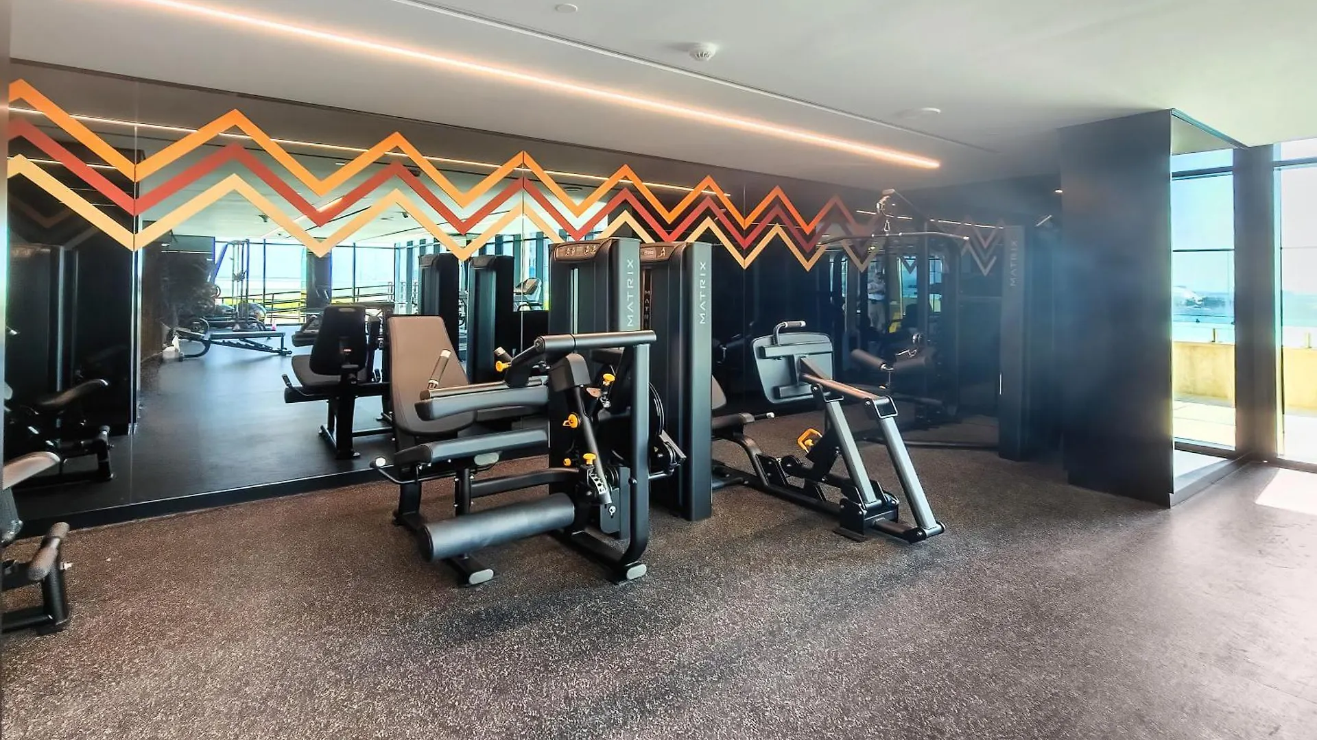 דירות דובאי Brand New 1Bd In Missoni Business Bay